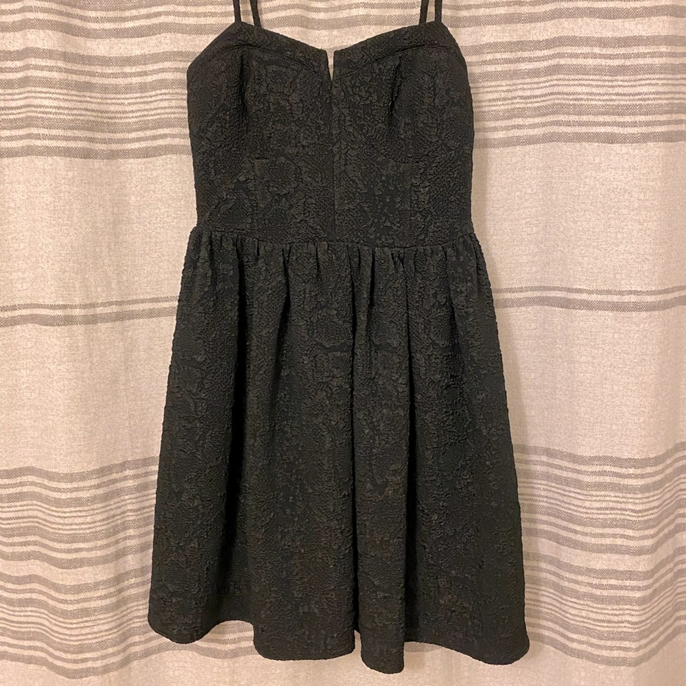 Women’s dress